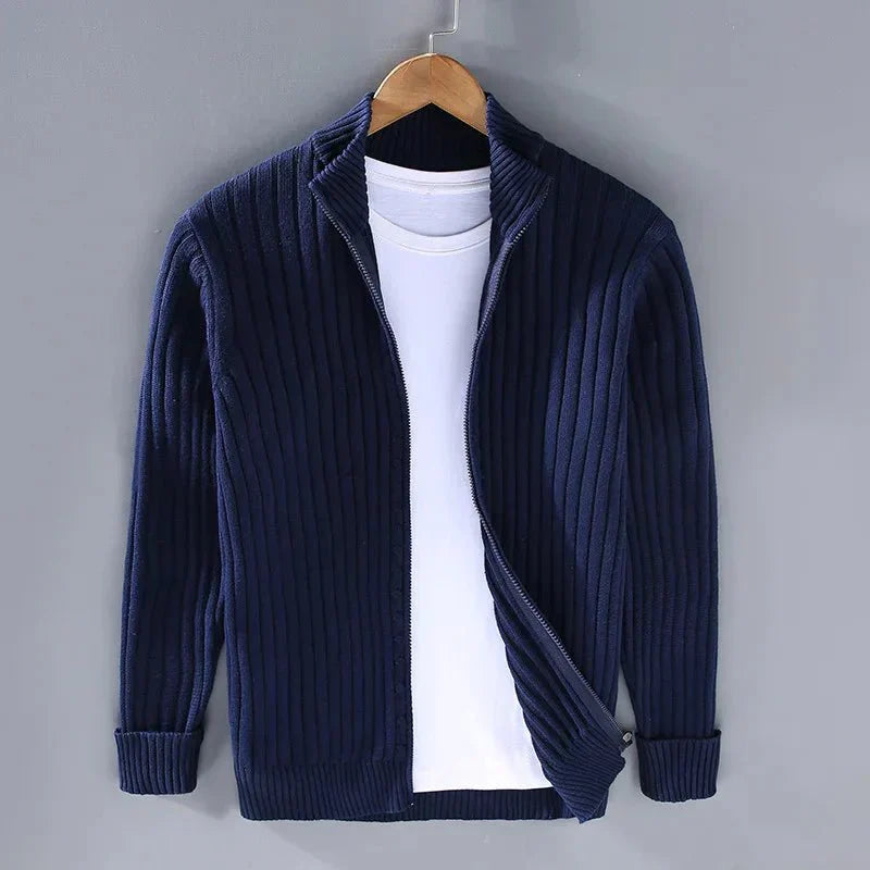 Cardigan Masculino com Zíper e Gola Alta - Outono/Inverno 2024