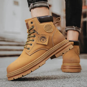 Bota Coturno Masculina - Durabilidade e Estilo