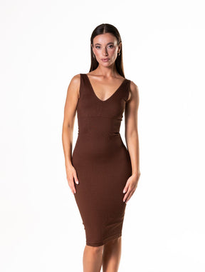 Vestido midi sem costura com decote em V profundo